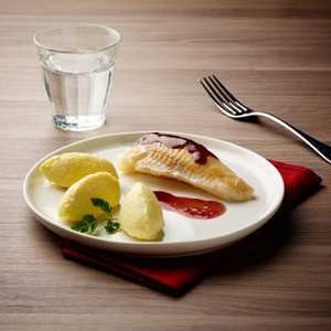 Filet de merlan sauté sauce vin rouge