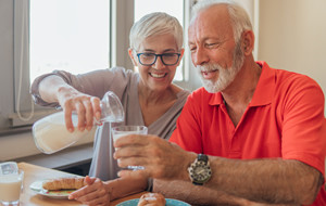 Révision des repères alimentaires du PNNS : quid des produits laitiers pour les personnes âgées ?