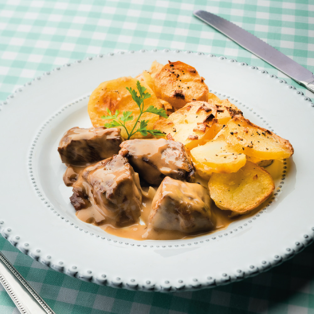 Sauté de boeuf stroganov et son gratin dauphinois