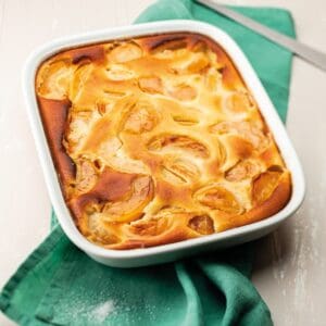 Clafoutis aux pêches